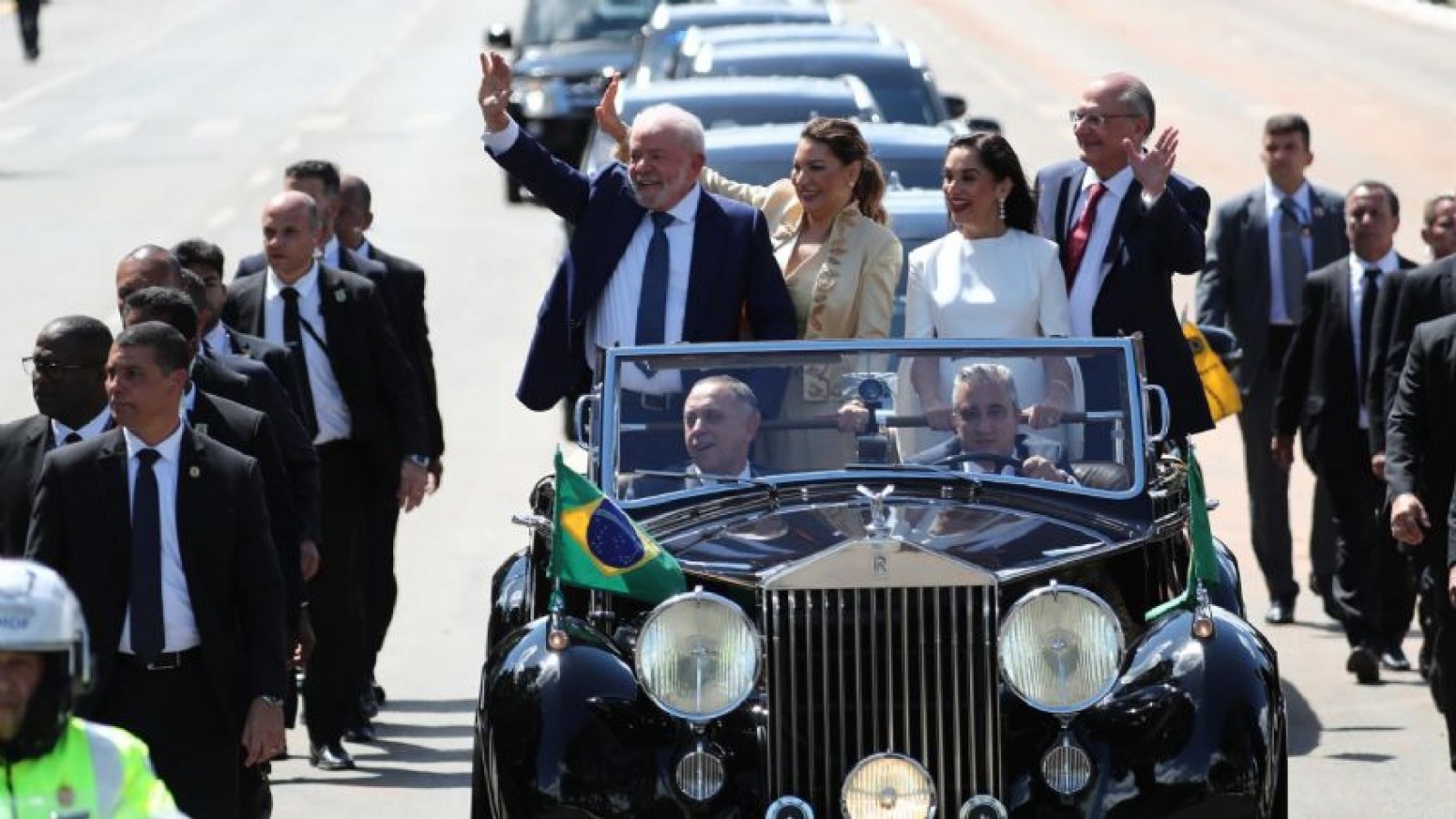 Lula da Silva asumió en Brasil y lanzó una colosal promesa ante su pueblo